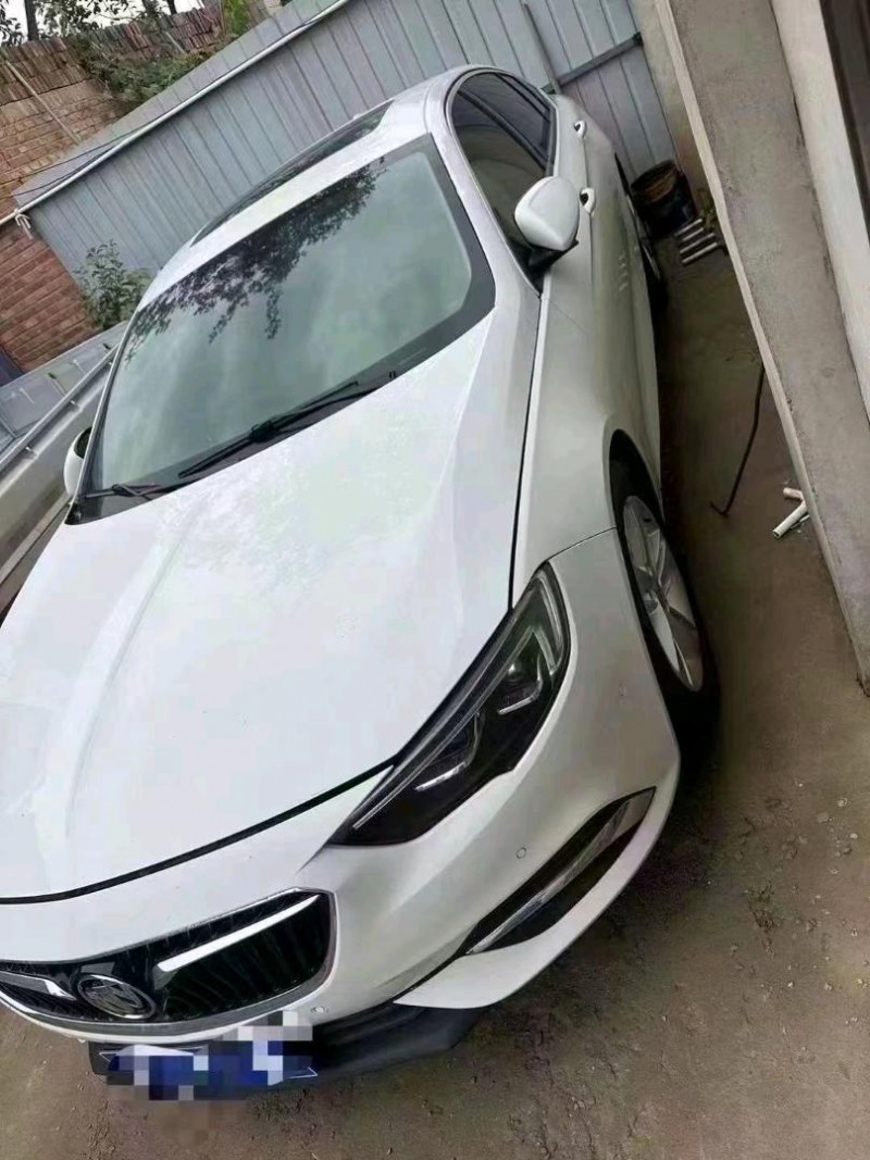 保定18年别克君威2