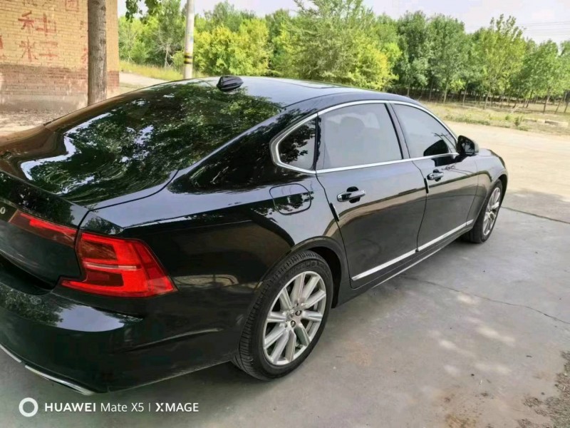 保定20年沃尔沃S904