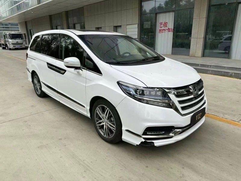 济宁20年本田艾力绅2