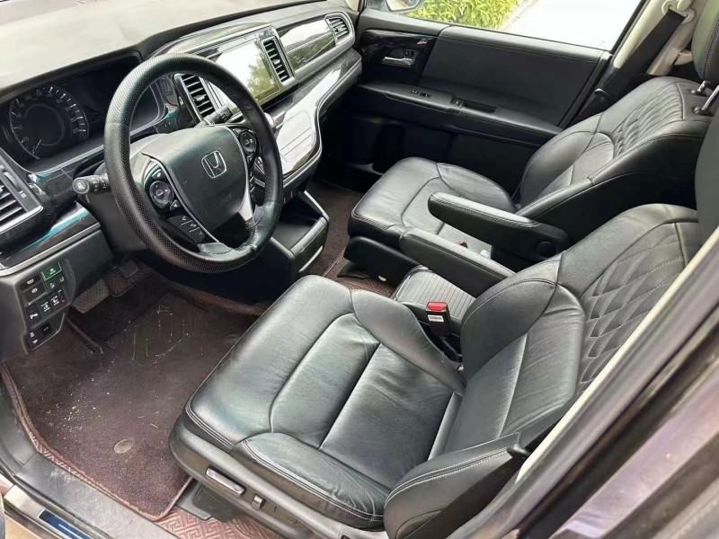 济宁20年本田艾力绅6