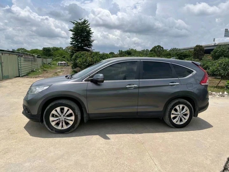 汕头13年本田CRV8