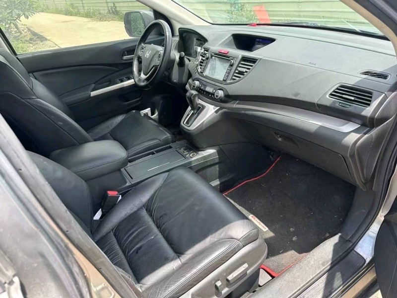 汕头13年本田CRV9