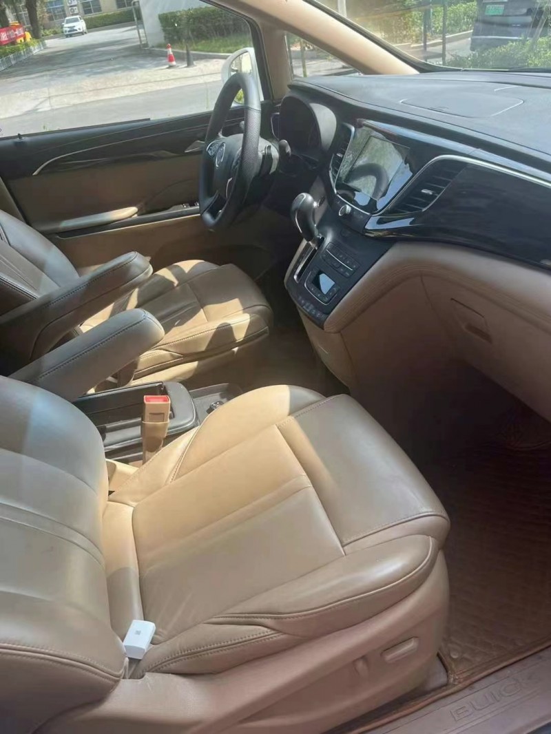 青岛18年别克GL86