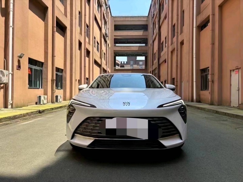 重庆24年别克君越1