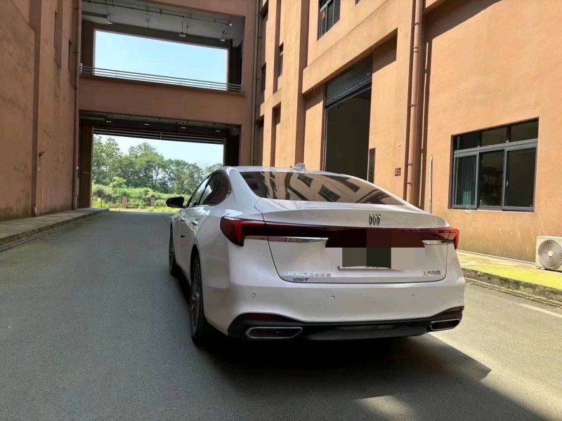 重庆24年别克君越6