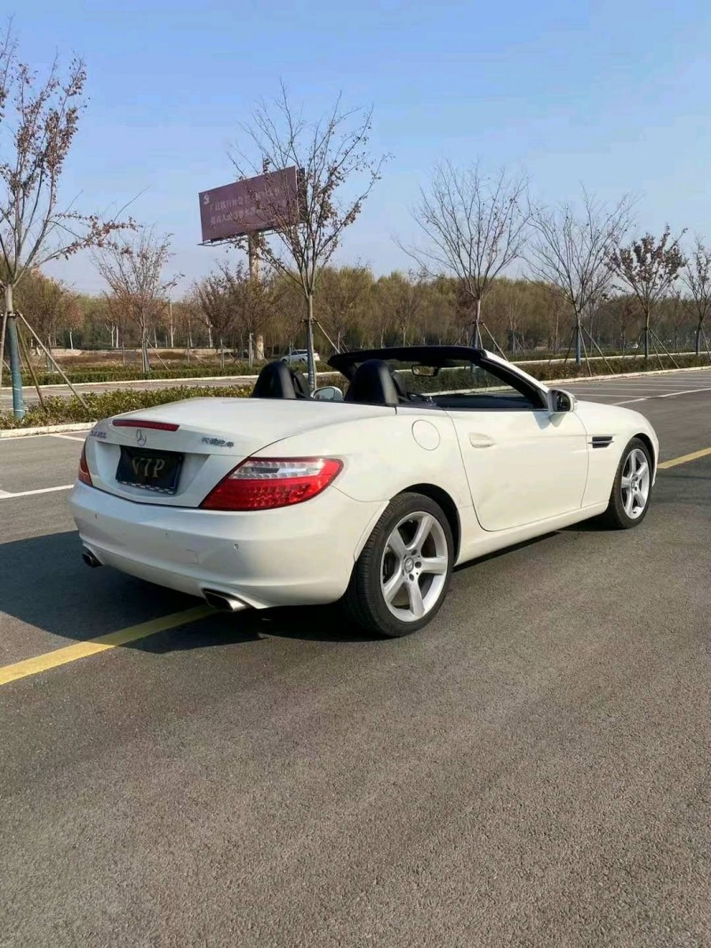 徐州14年奔驰SLK7