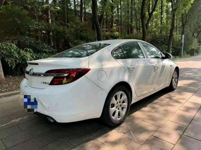 徐州16年别克君威8