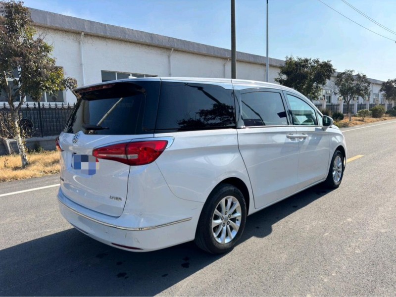 盐城19年别克GL84