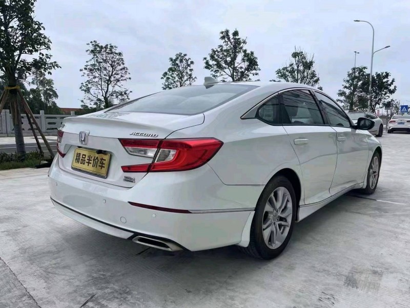 广州19年本田雅阁8