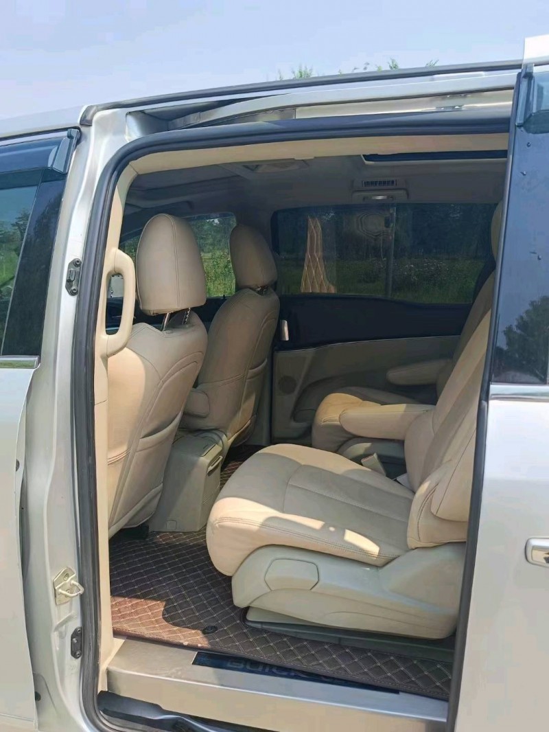 聊城15年别克GL85