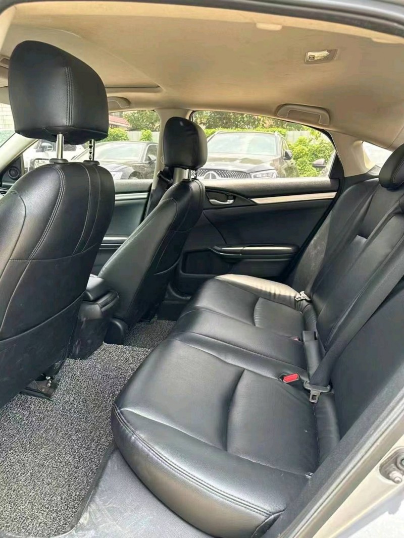 广州18年本田思域5