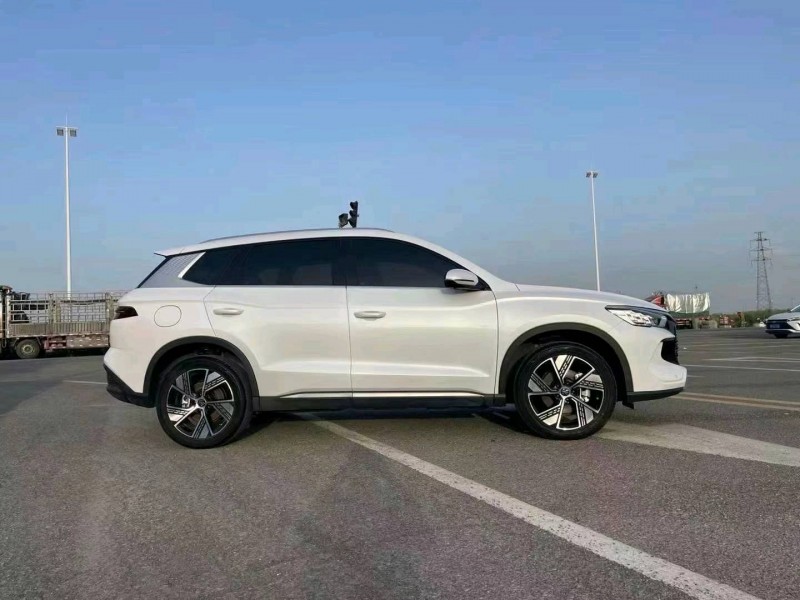 沧州23年比亚迪宋4