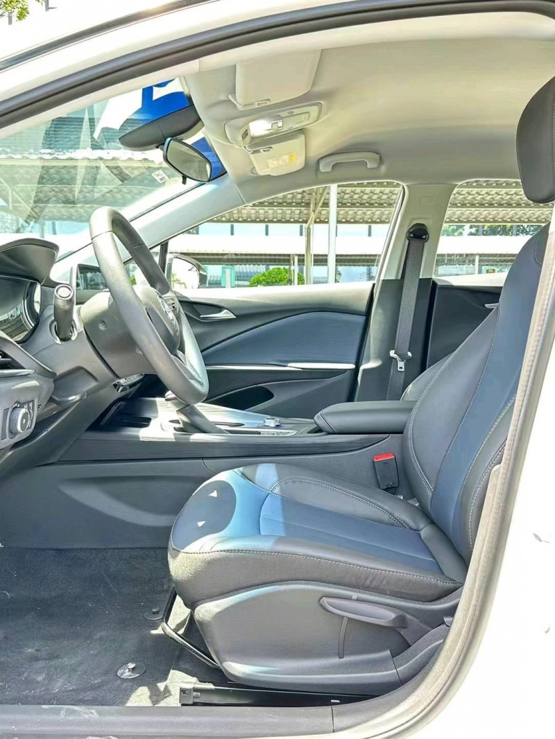 东莞23年别克微蓝6