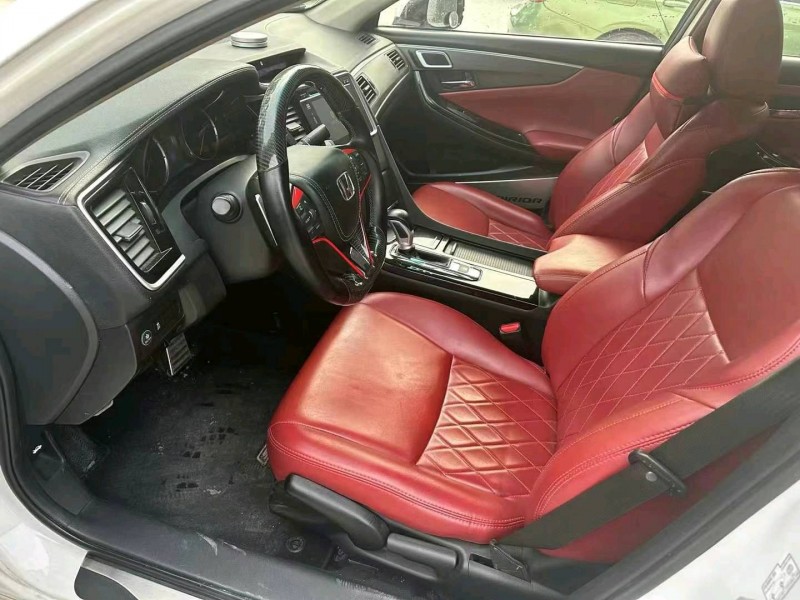 徐州16年本田思铂睿4