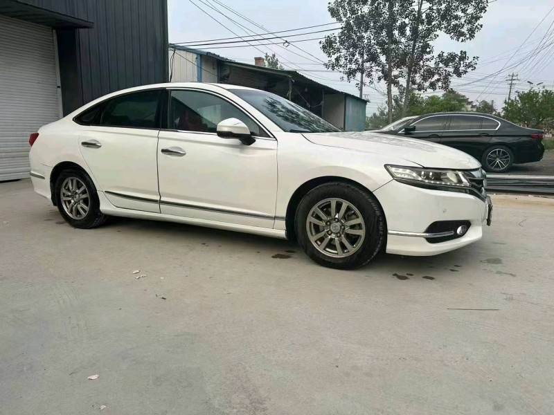 徐州16年本田思铂睿5