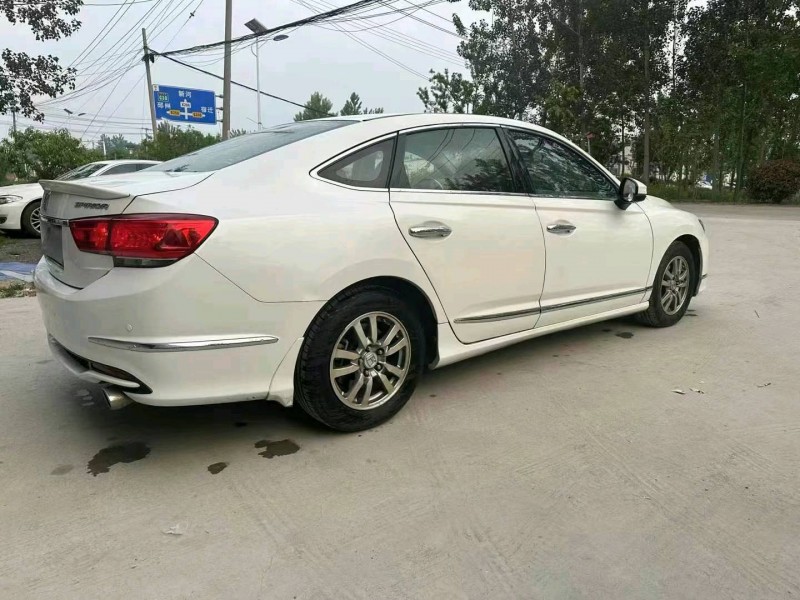 徐州16年本田思铂睿7