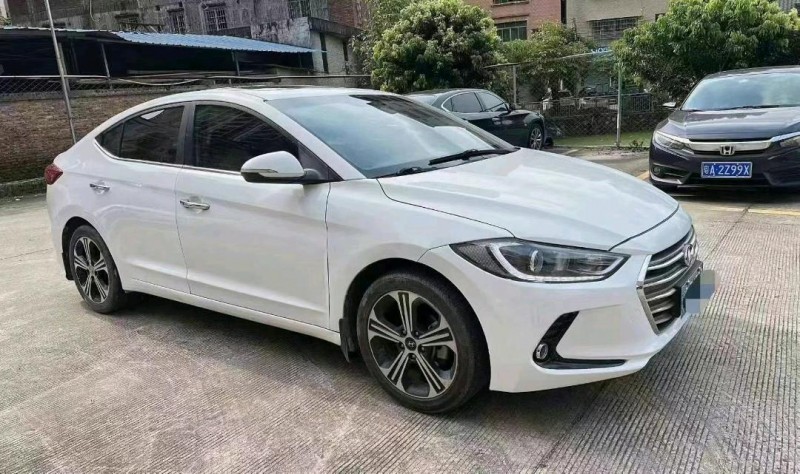 佛山19年现代朗动2