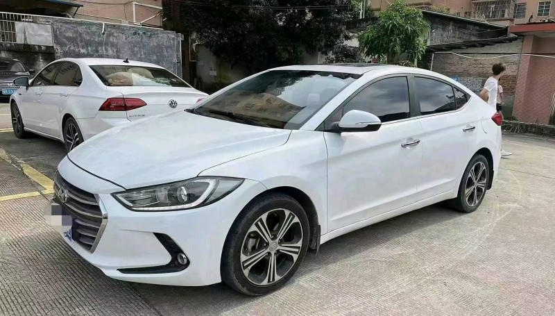 佛山19年现代朗动3