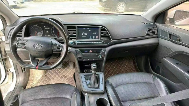 佛山19年现代朗动4