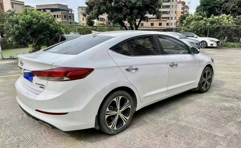 佛山19年现代朗动9