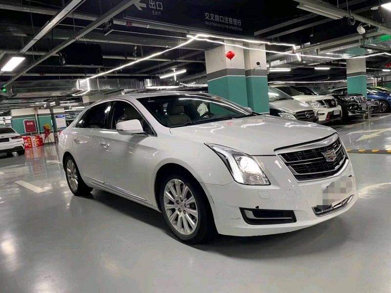 成都16年凯迪拉克XTS3