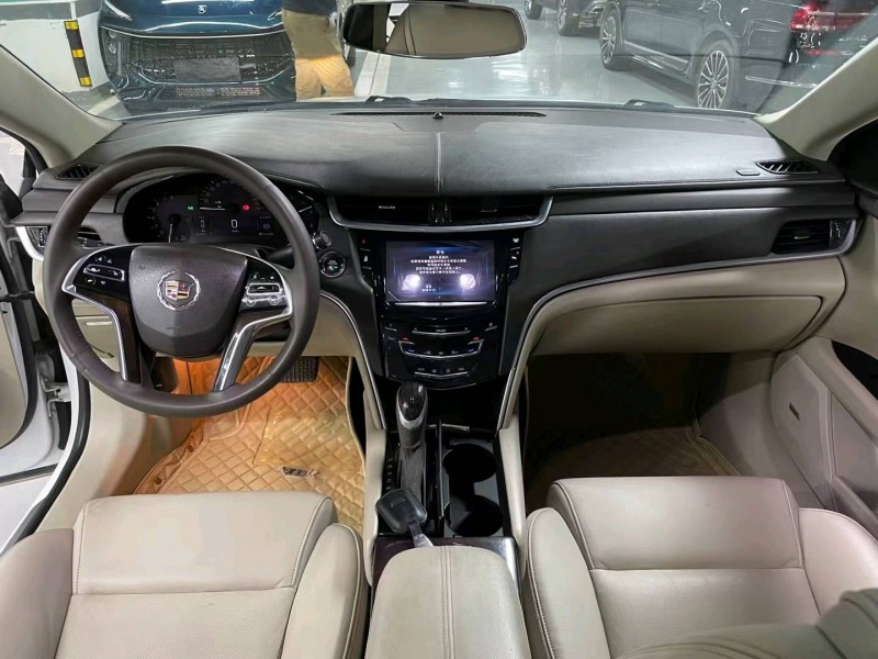 成都16年凯迪拉克XTS5