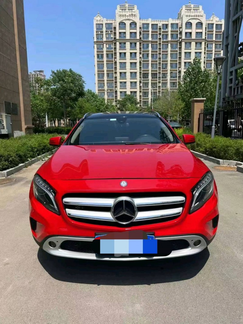 保定16年奔驰GLA1