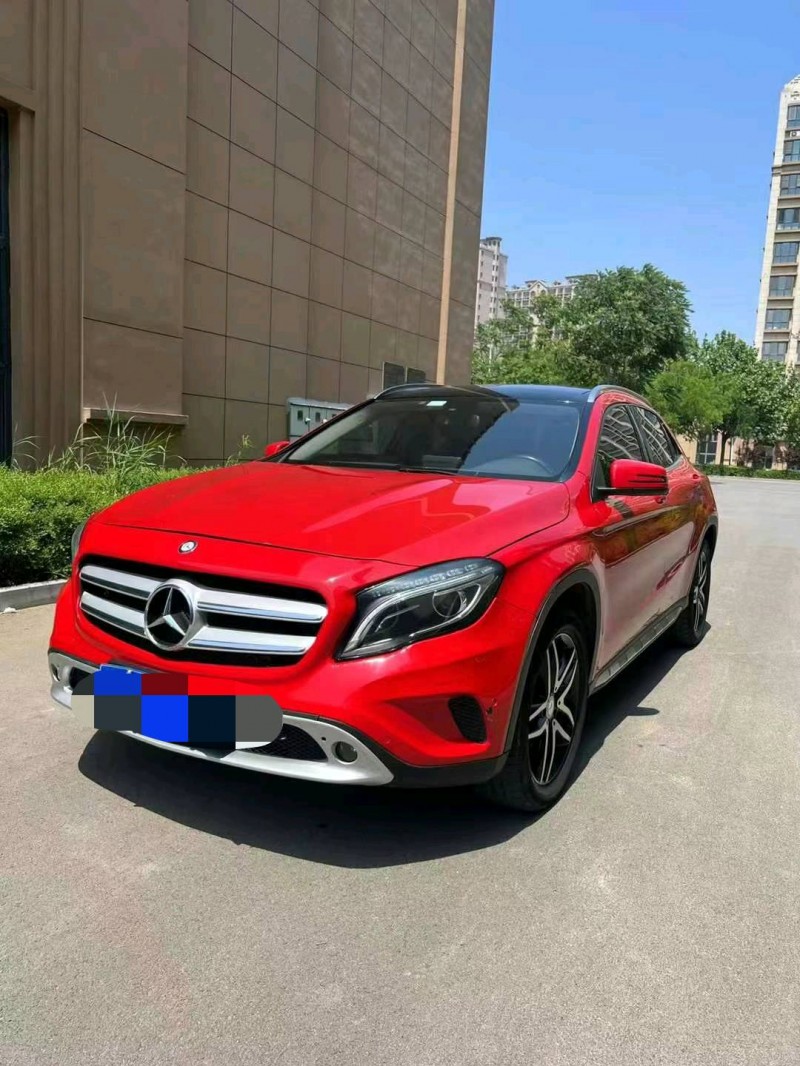 保定16年奔驰GLA2