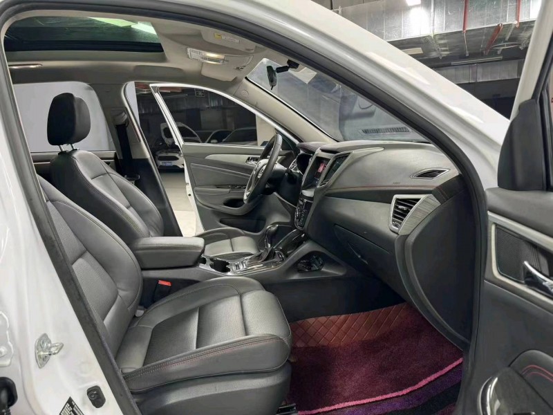 成都19年长安汽车CS757