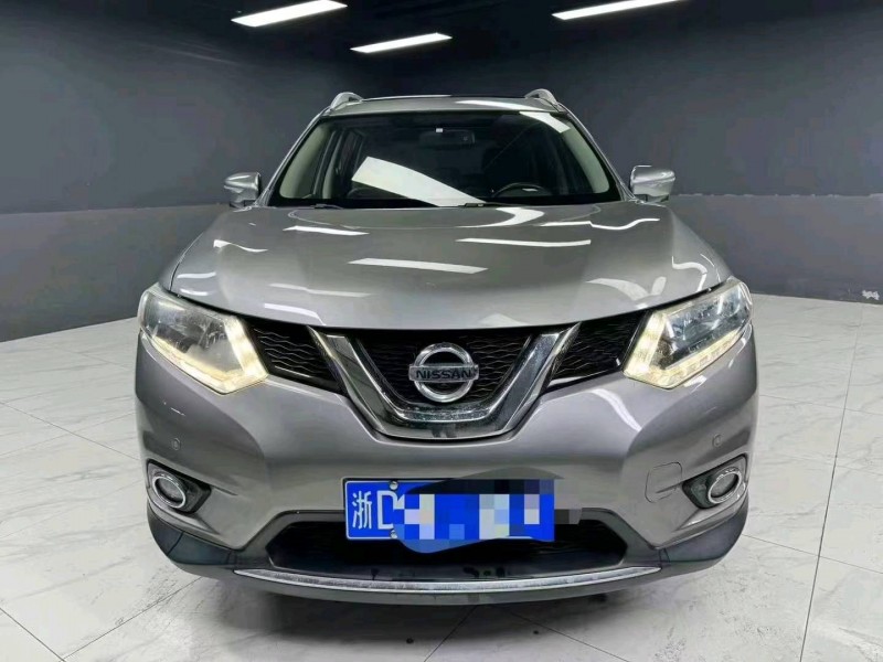 成都14年日产奇骏1