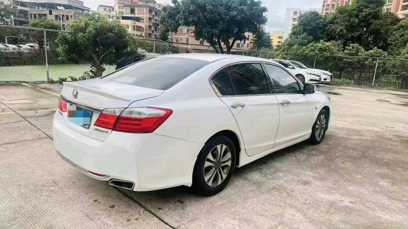 汕头15年本田雅阁6