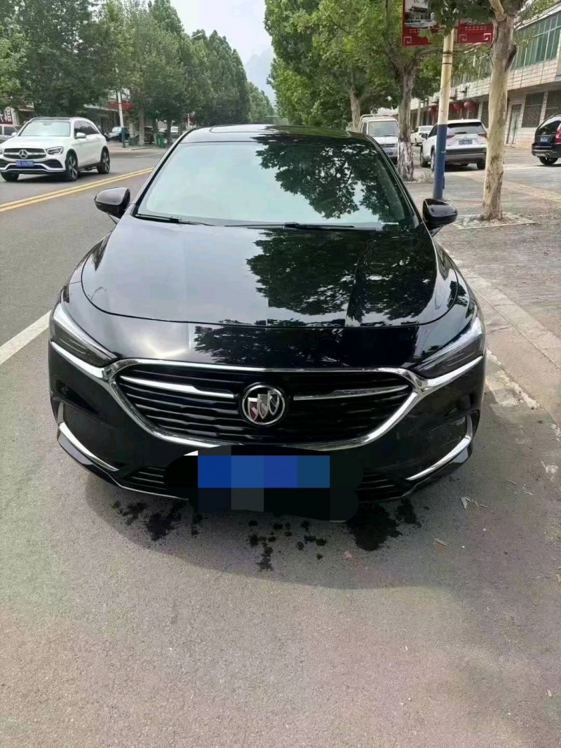 邢台19年别克君越1