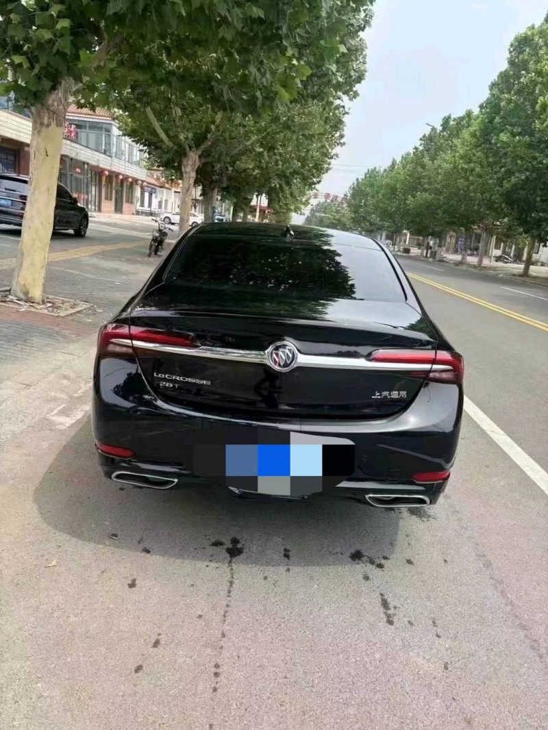 邢台19年别克君越3