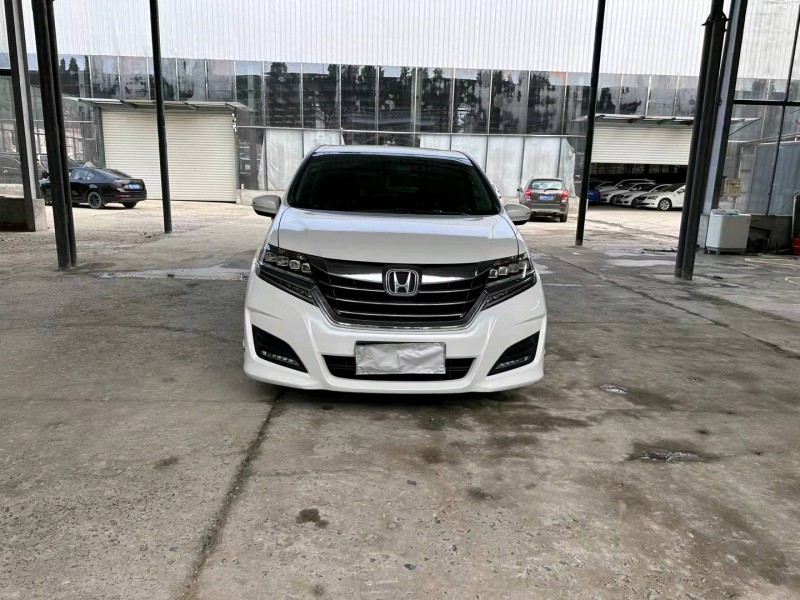 徐州17年本田艾力绅1