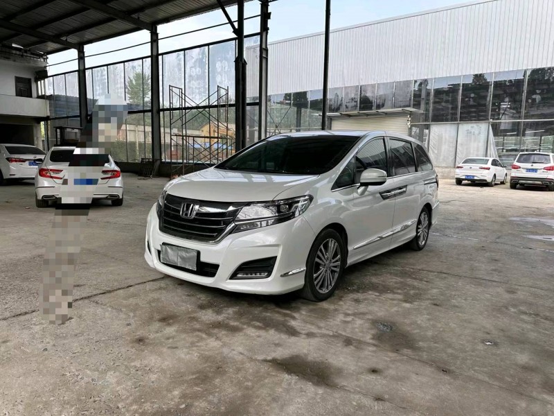 徐州17年本田艾力绅2