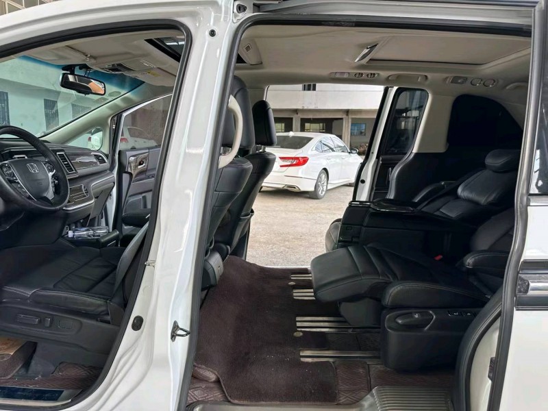 徐州17年本田艾力绅5