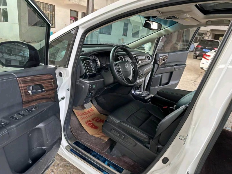 徐州17年本田艾力绅6