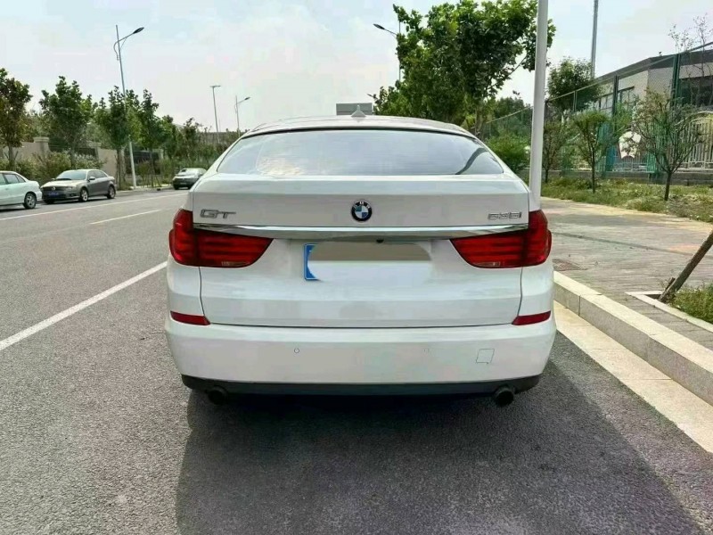 保定13年宝马5系GT3