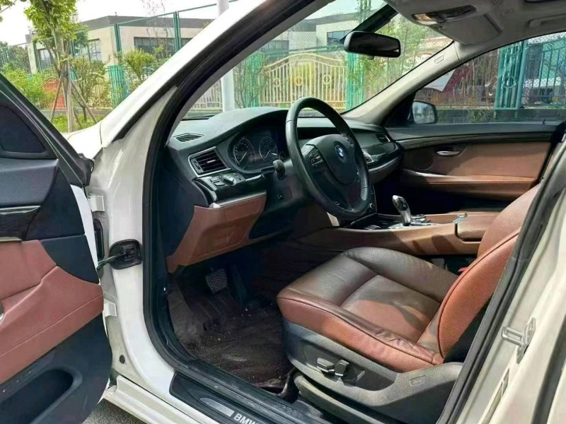 保定13年宝马5系GT8