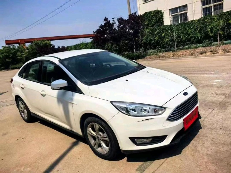 烟台16年福特福克斯2