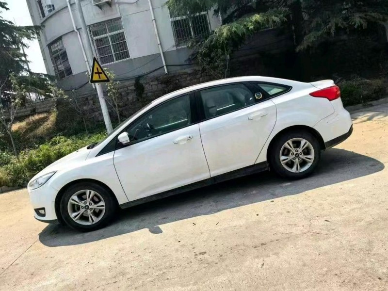 烟台16年福特福克斯3