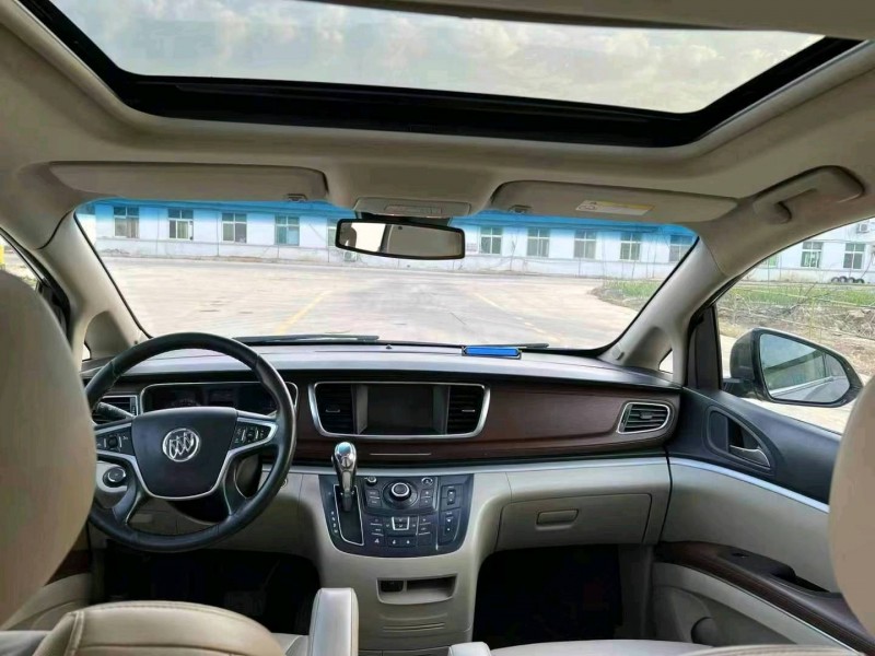 徐州19年别克GL84