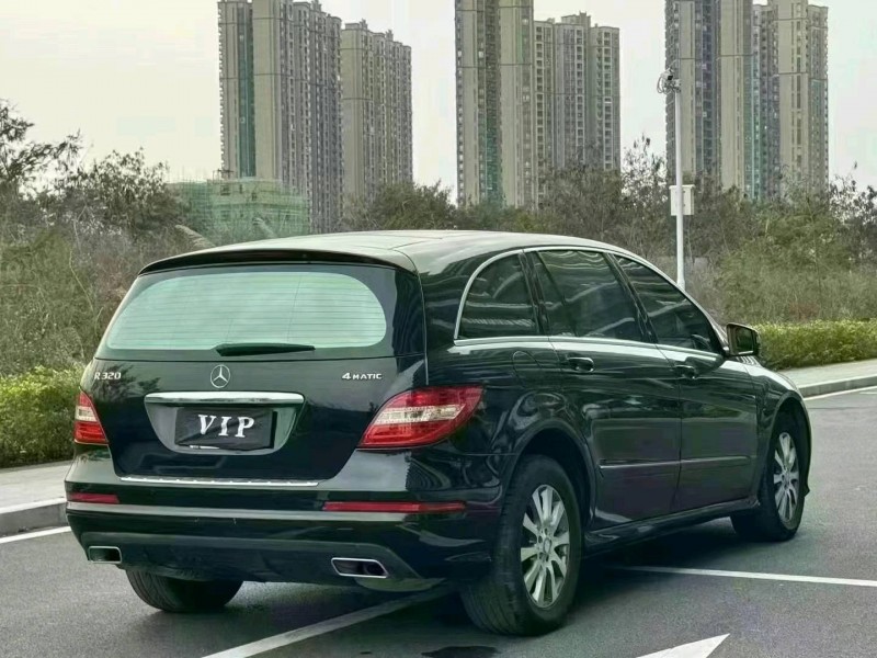 东莞14年奔驰R7