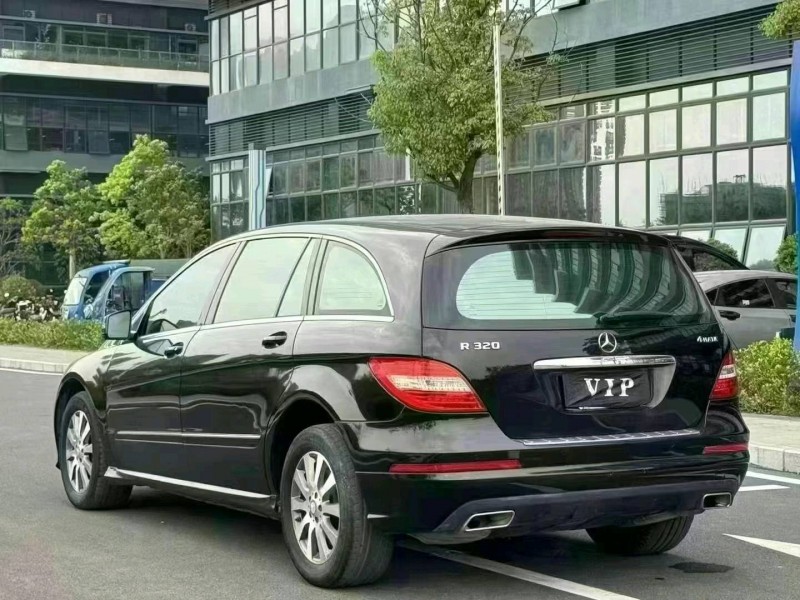 东莞14年奔驰R8