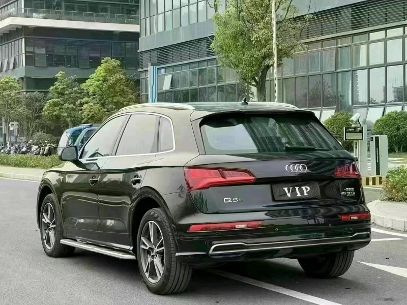 东莞20年奥迪Q57