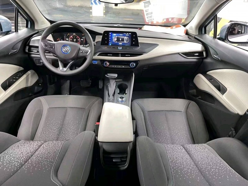 成都22年别克微蓝9