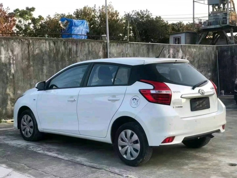 汕头19年丰田YARiS L 致炫9