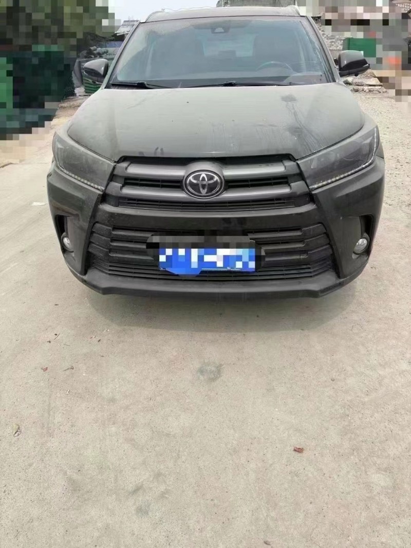 武汉21年丰田汉兰达1