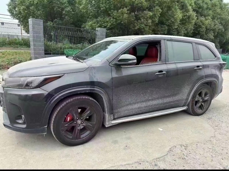 武汉21年丰田汉兰达2