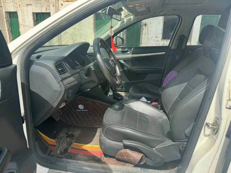 郑州16年大众朗逸6